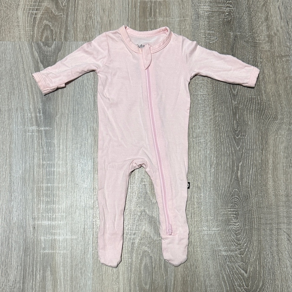 Kyte BABY Sakura Zippered Preemie Footie
